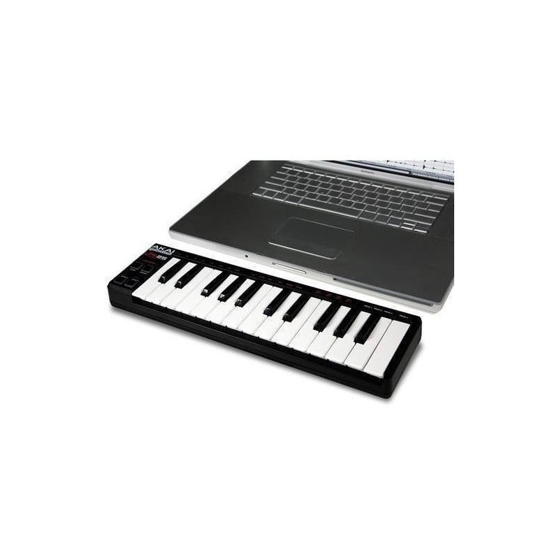 Akai Lpk25 Controlador Midi Pequeño De 25 Teclas  Negro