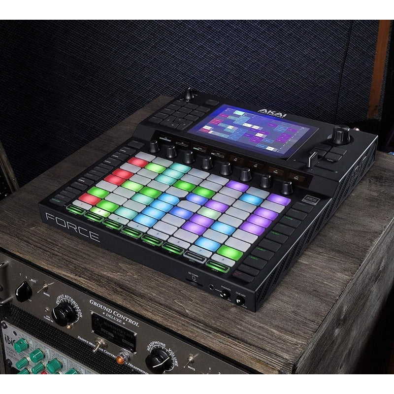 Akai Force Sistema De Producción Todo En 1 Negro