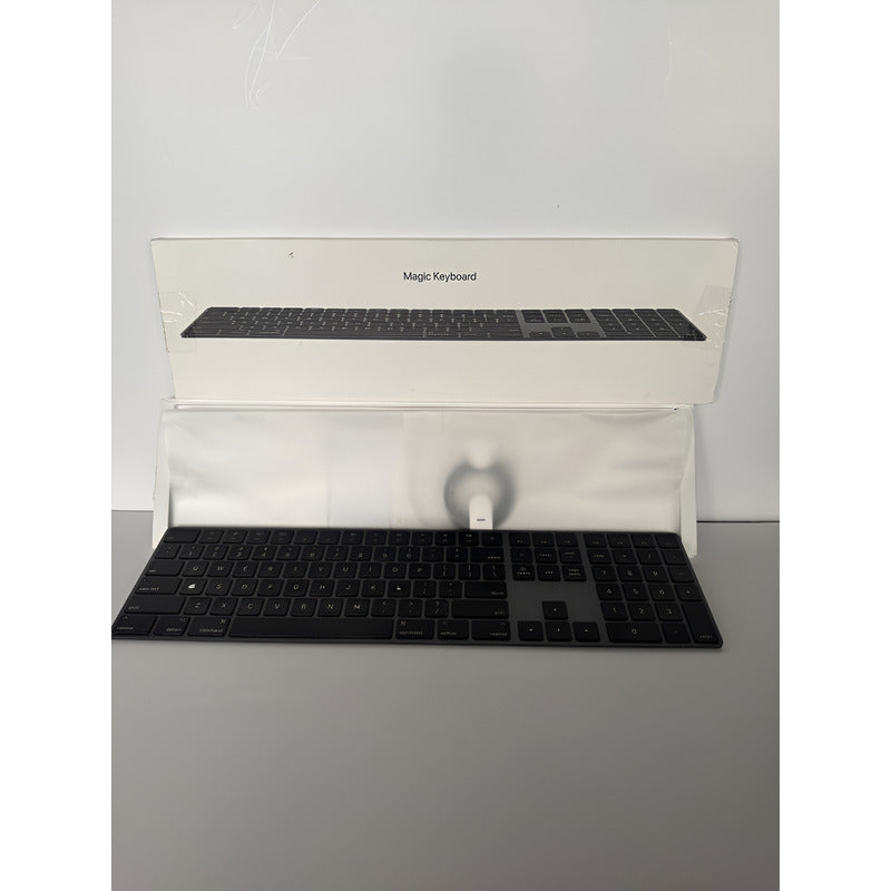 Magic Keyboard Con Teclado Numerico Inglés Us A1843 Space Gray Inglés Us