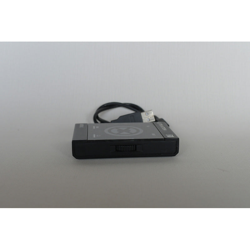 Native Instruments Traktor Audio 2 Mk2 Interfaz Audio Mini Negro